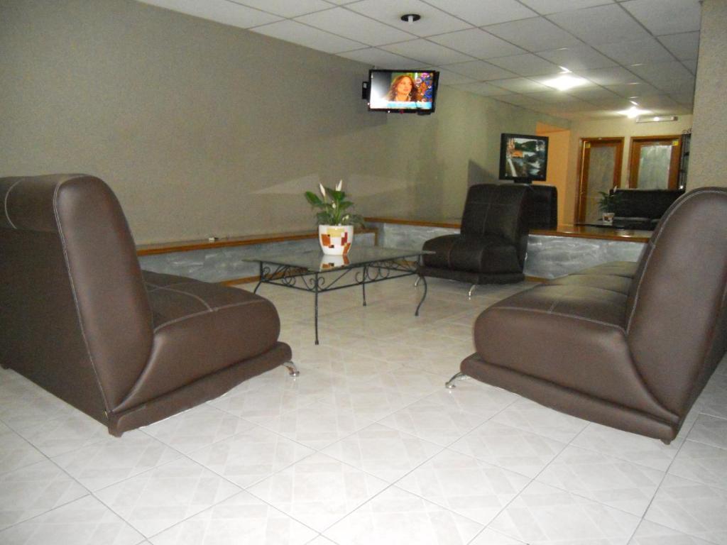 Hotel Plaza El Dorado Pachuca Esterno foto
