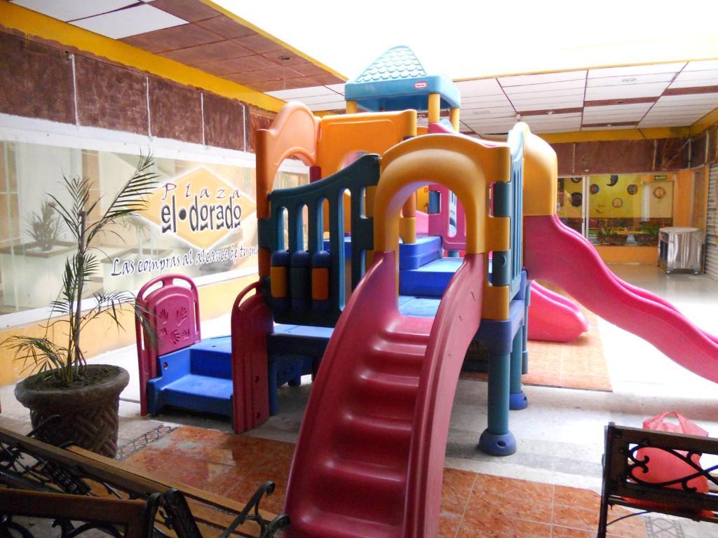 Hotel Plaza El Dorado Pachuca Esterno foto